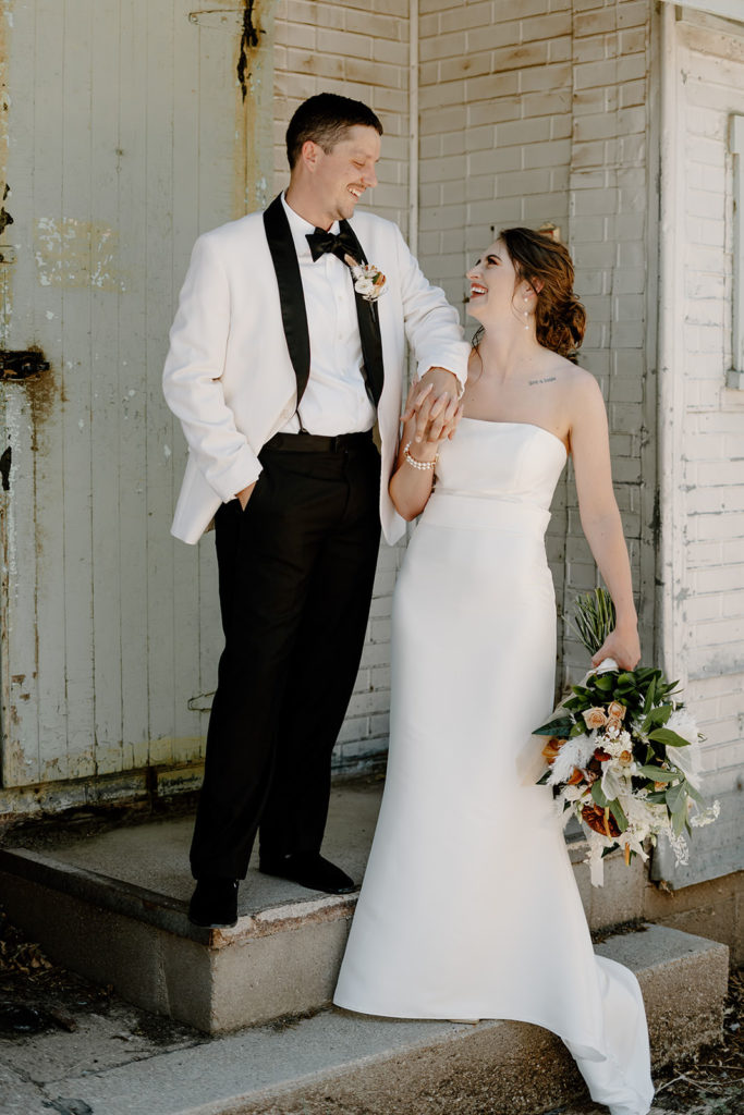 Western Nebraska Wedding in McCook, Nebraska. Need help choosing your wedding photographer? Read the blog to learn more.